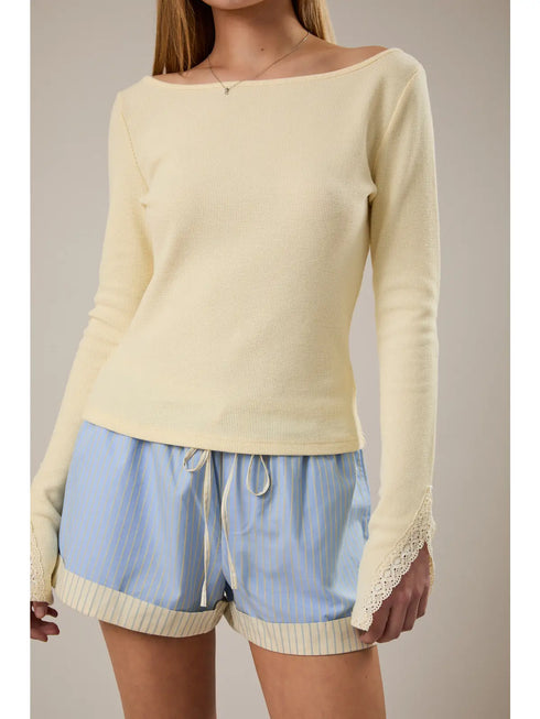 BOAT NECK LACE DETAIL TOP