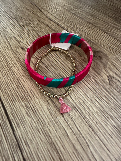 MULTI COLOR THIN THREAD BANGLE BRACELET